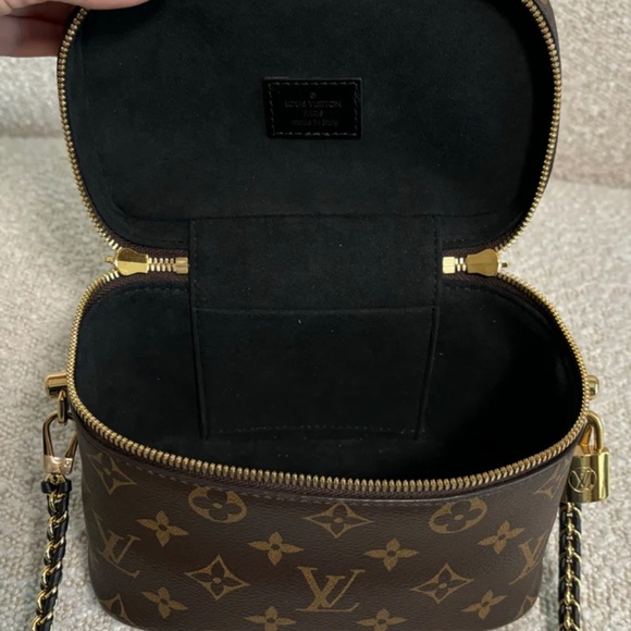 Authentic Louis Vuitton Vanity PM - Picture 9 of 10